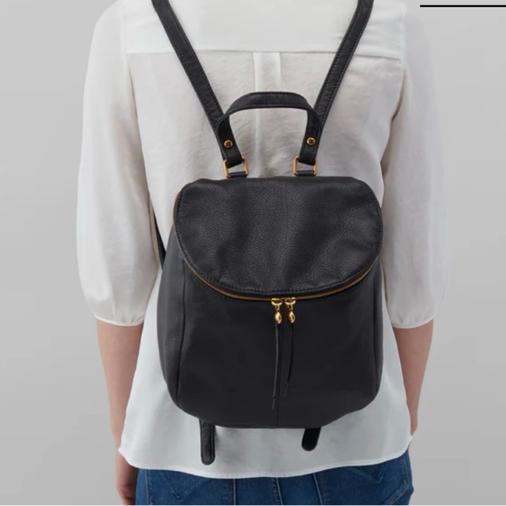 HOBO River backpack-pebbled Black